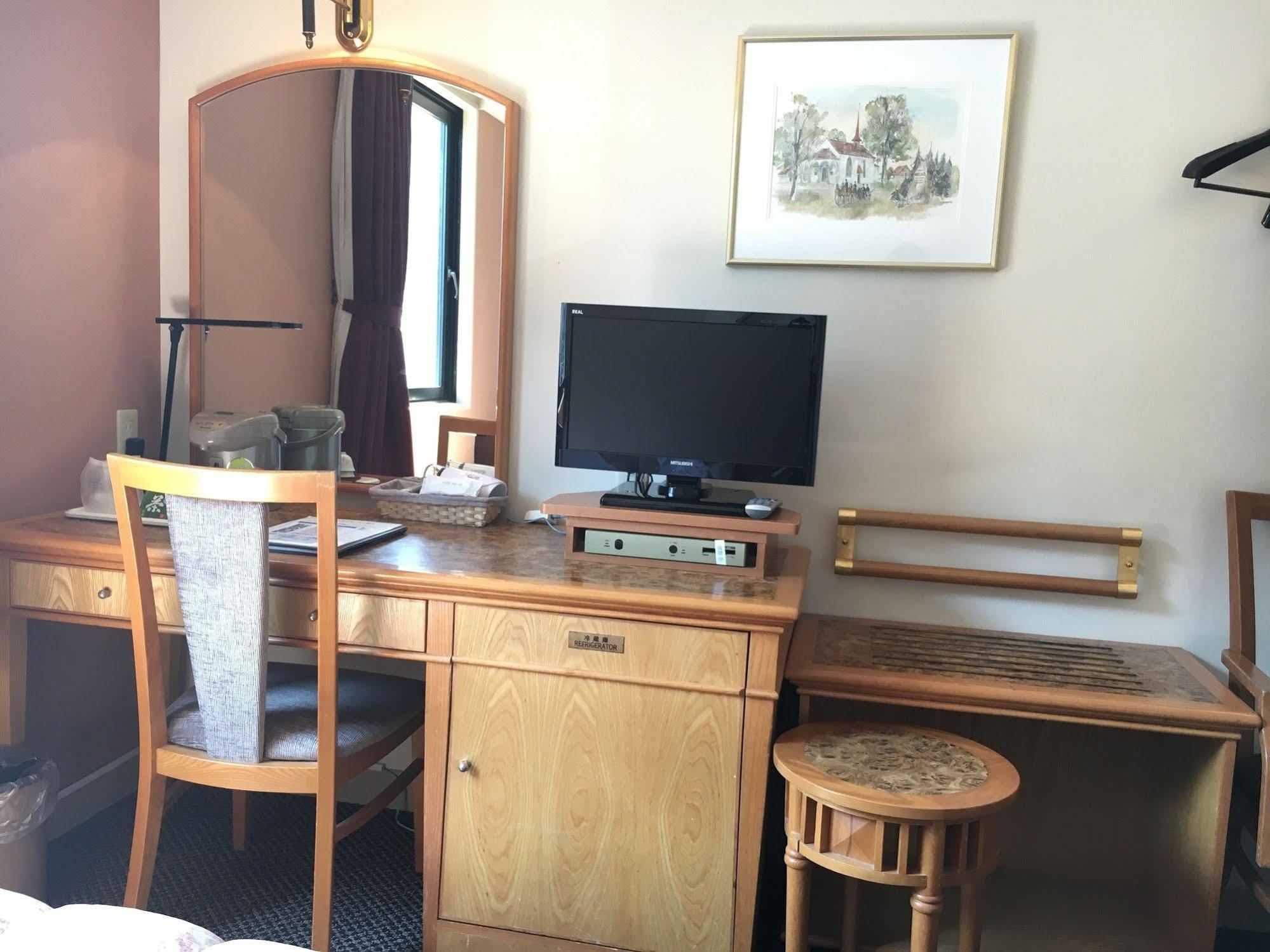 Fukuyama Rose Garden Hotel Dış mekan fotoğraf